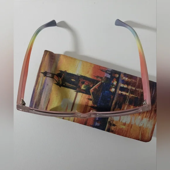 SUNGLASSES &  With Matching Case - Picture 5 of 16